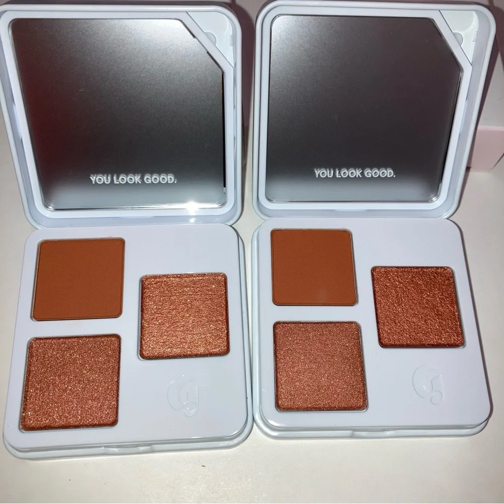 2 x Glossier eyeshadow